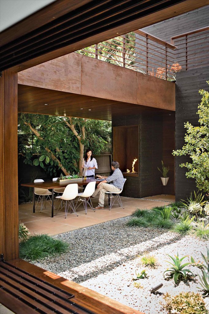 51 Captivating Courtyard Designs That Make Us Go Wow