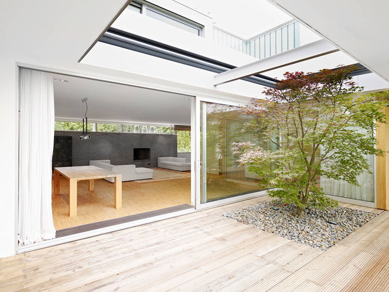 51 Captivating Courtyard Designs That Make Us Go Wow