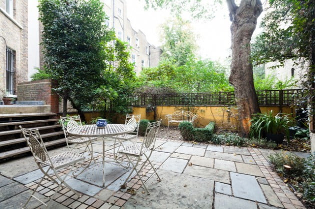 17 Adorable Design Ideas For Your Small Courtyard