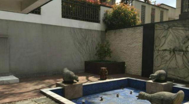 Courtyard decoration renderings | How to decorate a sunken courtyard to look good?