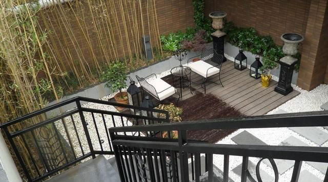 Courtyard decoration renderings | How to decorate a sunken courtyard to look good?